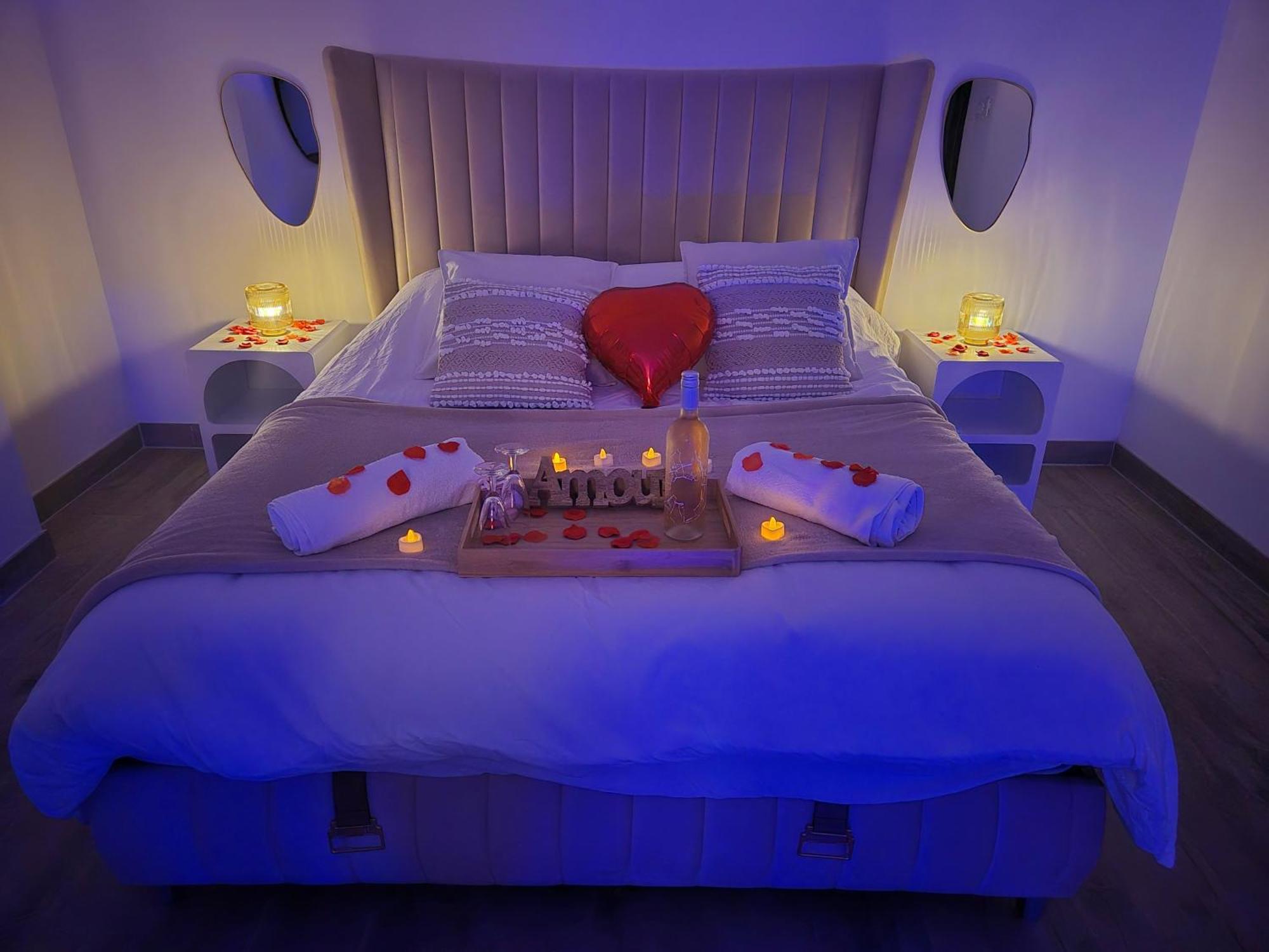 Love Room - Cocon Room - Toulon - Ольуль Экстерьер фото