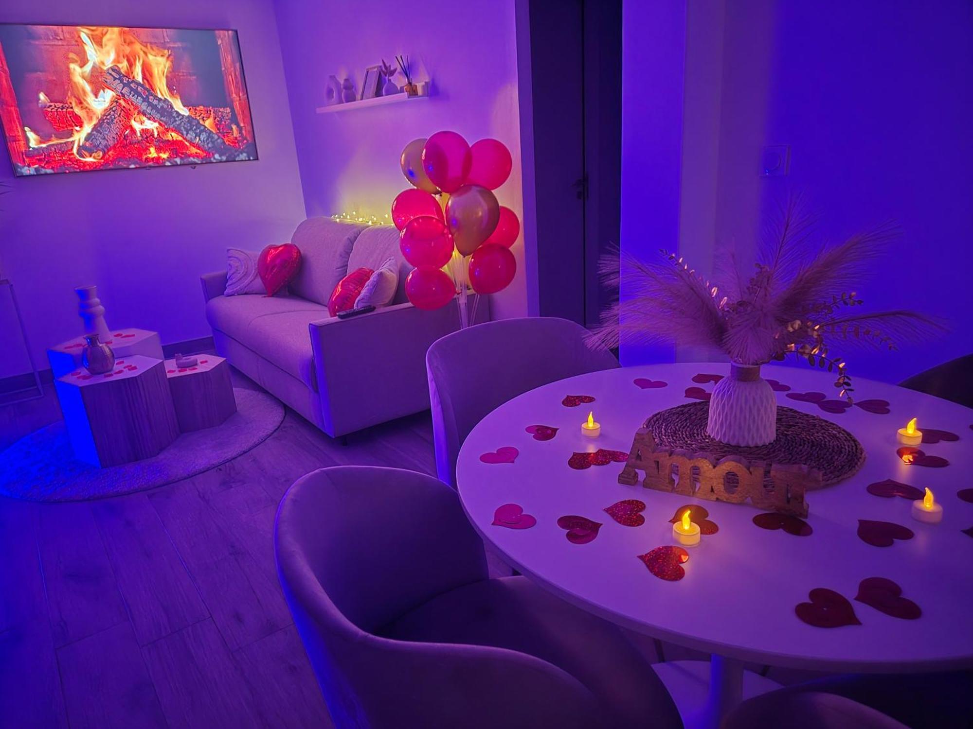 Love Room - Cocon Room - Toulon - Ольуль Экстерьер фото